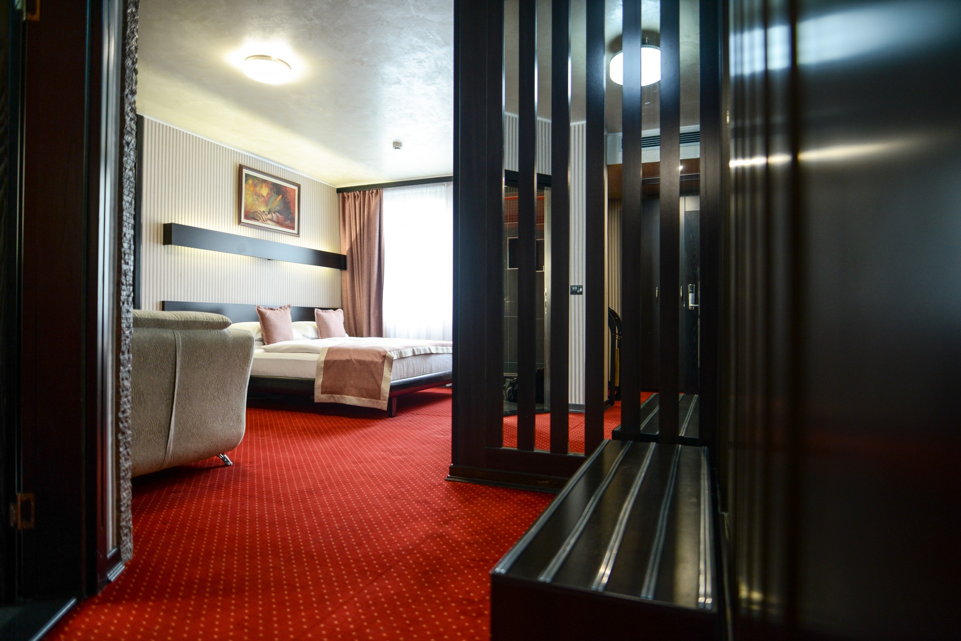 Royal suite 370