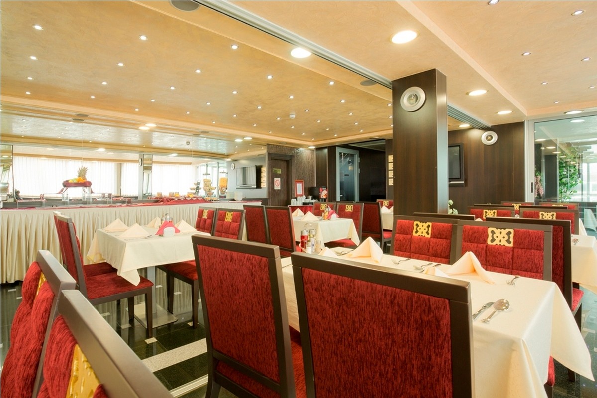 Restoran 100